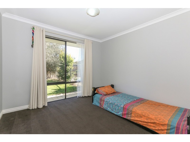 3 Turnberry Way, The Vines WA 6069