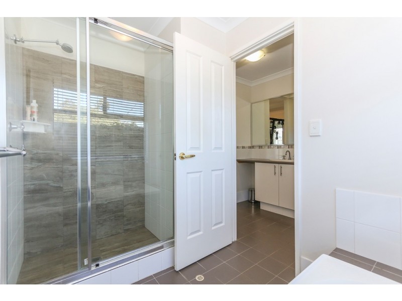 3 Turnberry Way, The Vines WA 6069