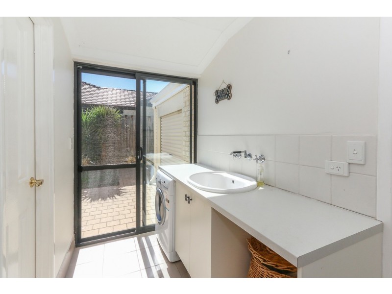 3 Turnberry Way, The Vines WA 6069