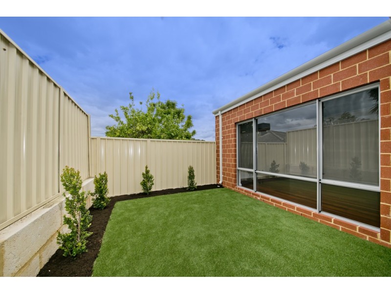 61A Canada Street, Dianella WA 6059