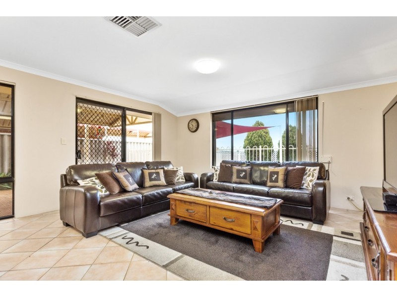 17 The Crest, Cockburn Central WA 6164