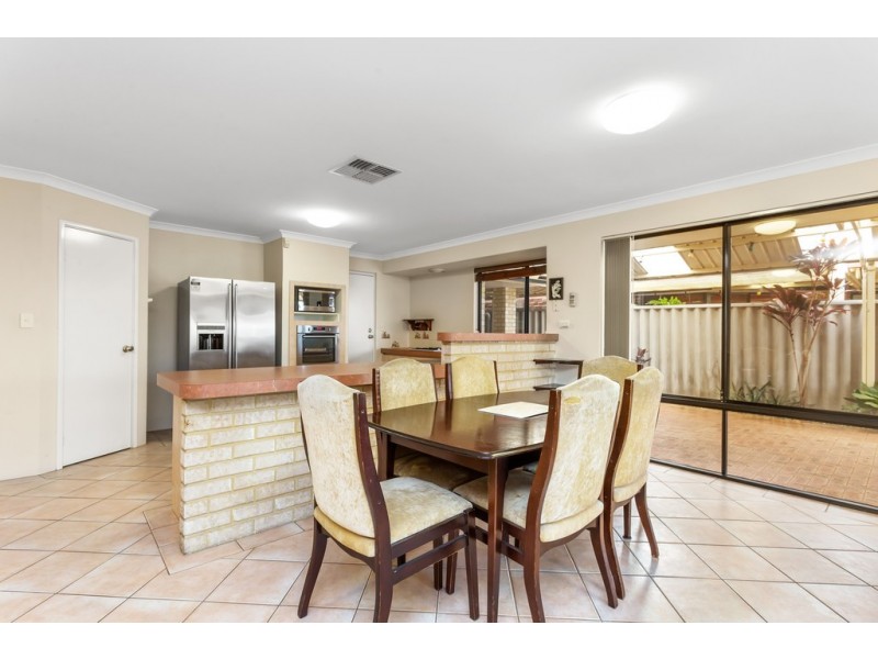 17 The Crest, Cockburn Central WA 6164