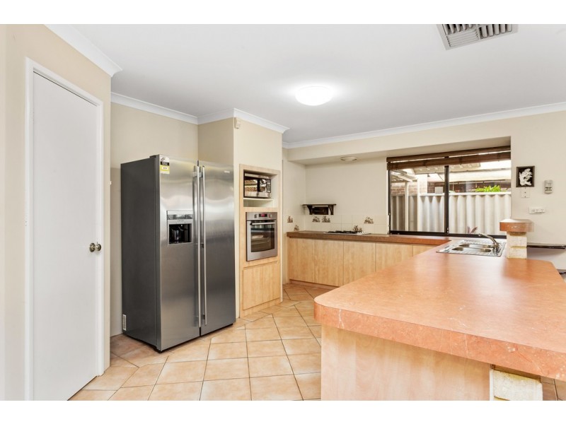 17 The Crest, Cockburn Central WA 6164
