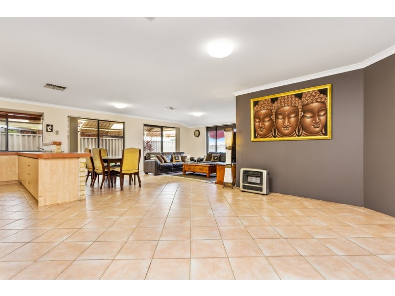 17 The Crest, Cockburn Central WA 6164