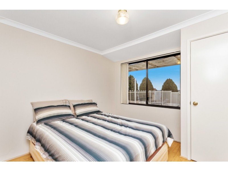 17 The Crest, Cockburn Central WA 6164