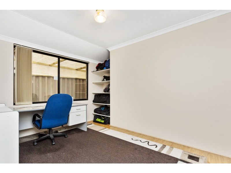 17 The Crest, Cockburn Central WA 6164