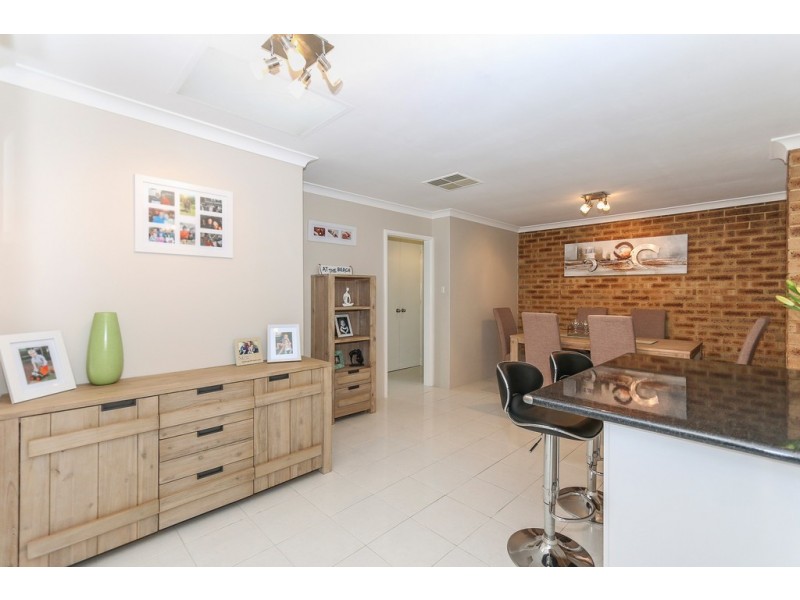 25 Littlemore Way, Eden Hill WA 6054