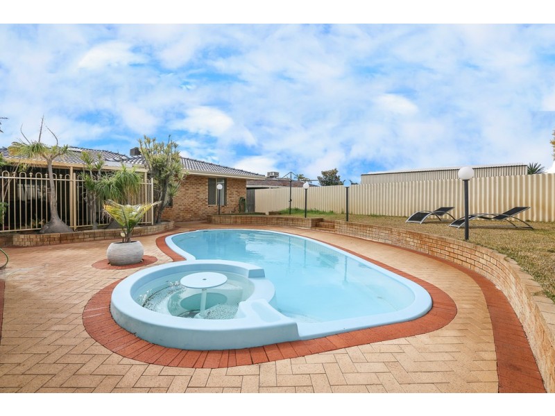 25 Littlemore Way, Eden Hill WA 6054