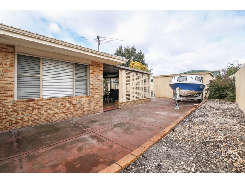 25 Littlemore Way, Eden Hill WA 6054