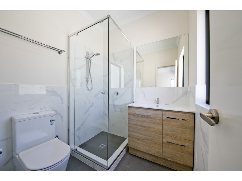 62b and c Reman Road, Bayswater WA 6053