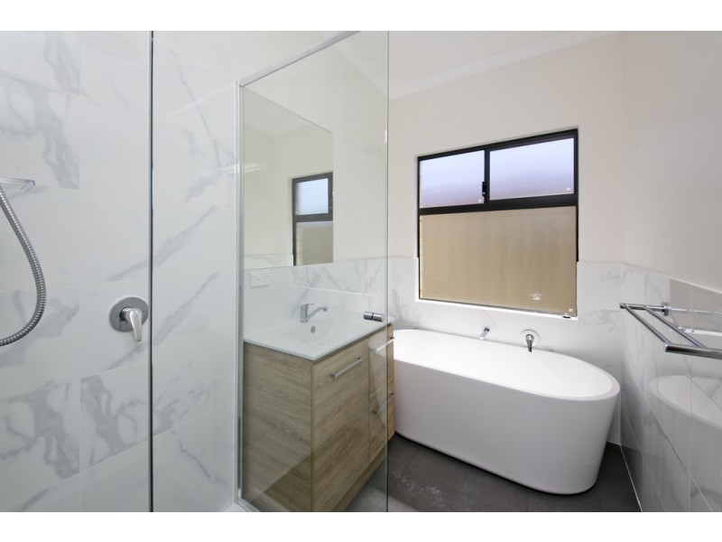 62b and c Reman Road, Bayswater WA 6053