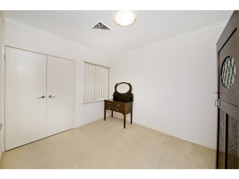 6b McLean Street, Dianella WA 6059