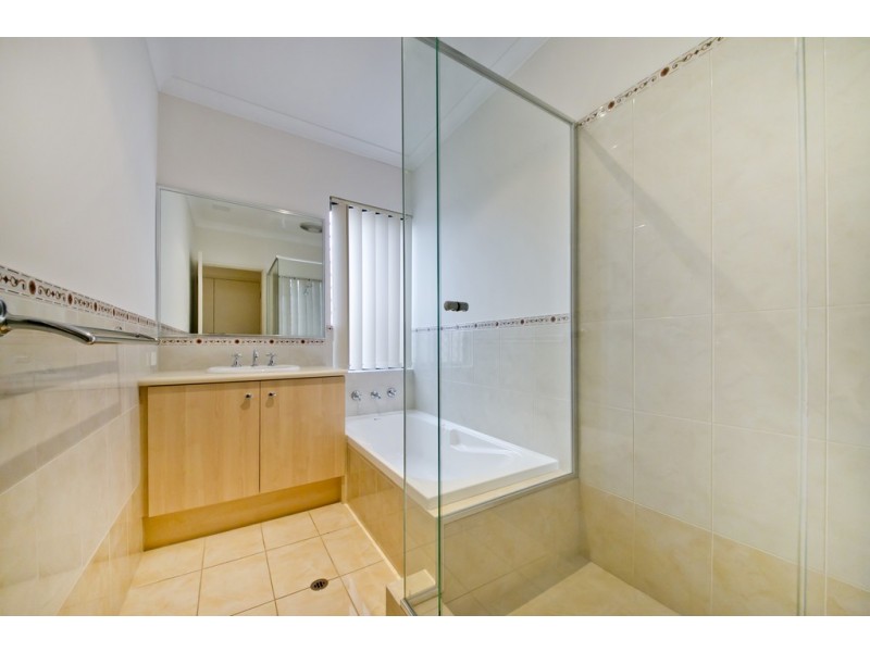 6b McLean Street, Dianella WA 6059