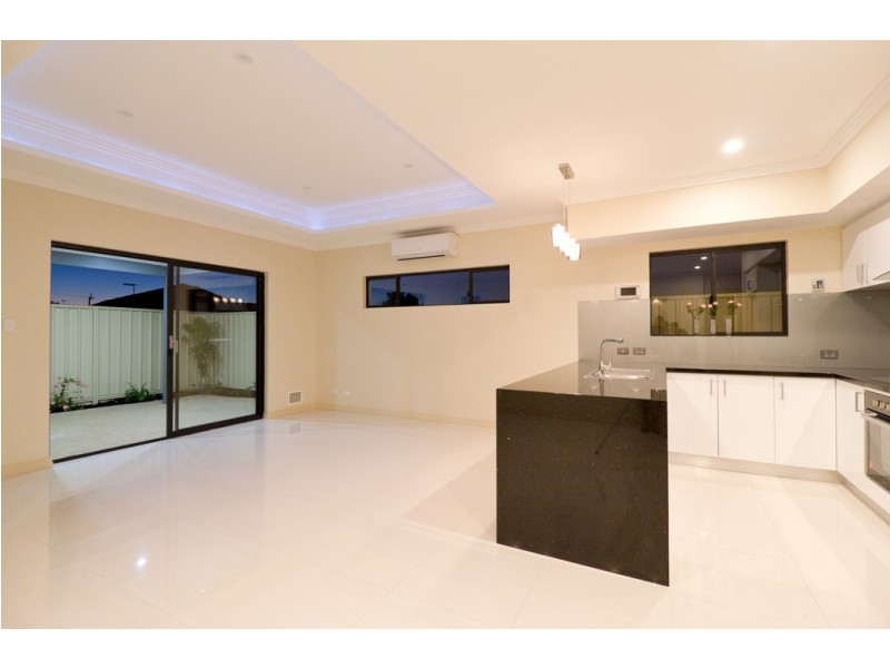 7a Wittering Cres, Balga WA 6061