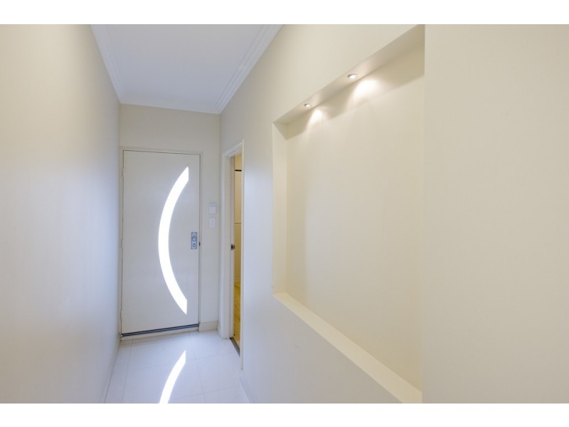 7b Wittering Cres, Balga WA 6061