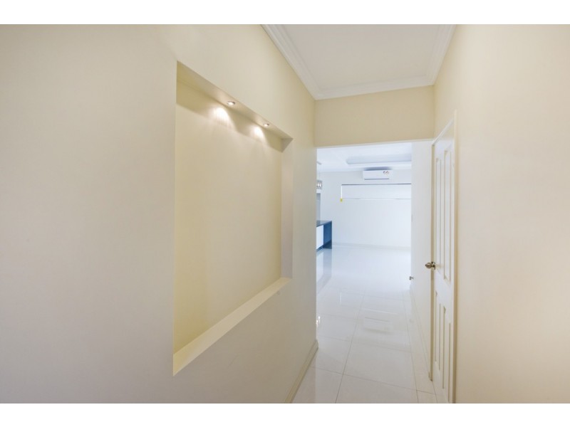 7b Wittering Cres, Balga WA 6061