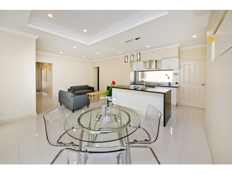 7b Wittering Cres, Balga WA 6061