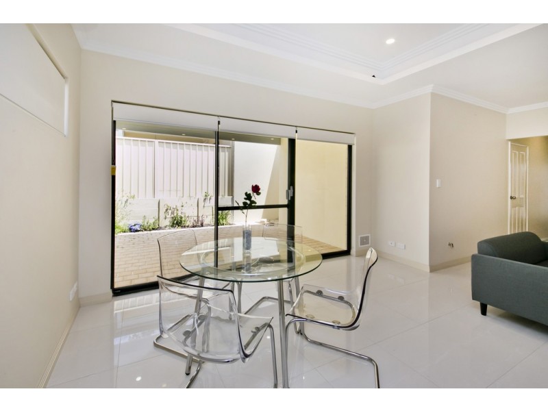 7b Wittering Cres, Balga WA 6061