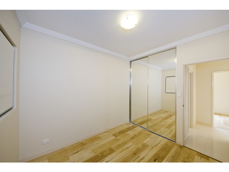 7b Wittering Cres, Balga WA 6061