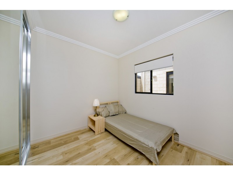 7b Wittering Cres, Balga WA 6061