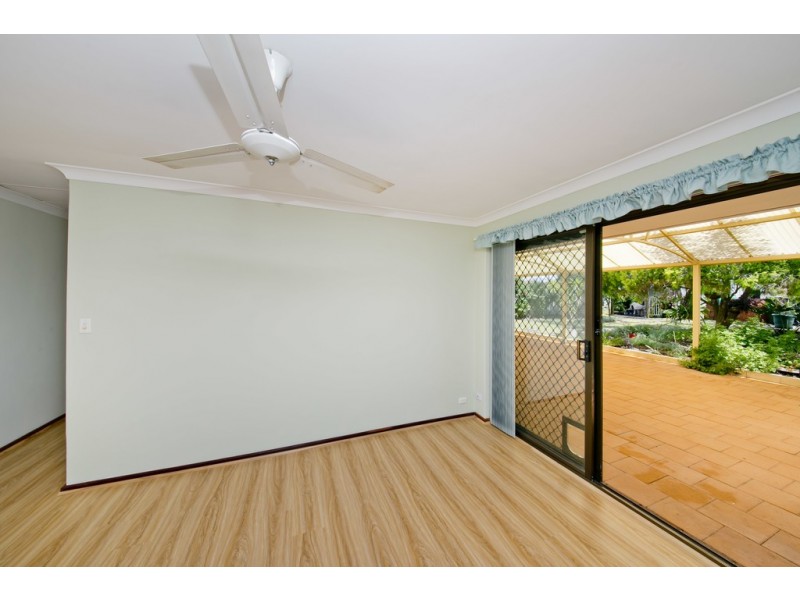 24 Gloves Place, Beechboro WA 6063