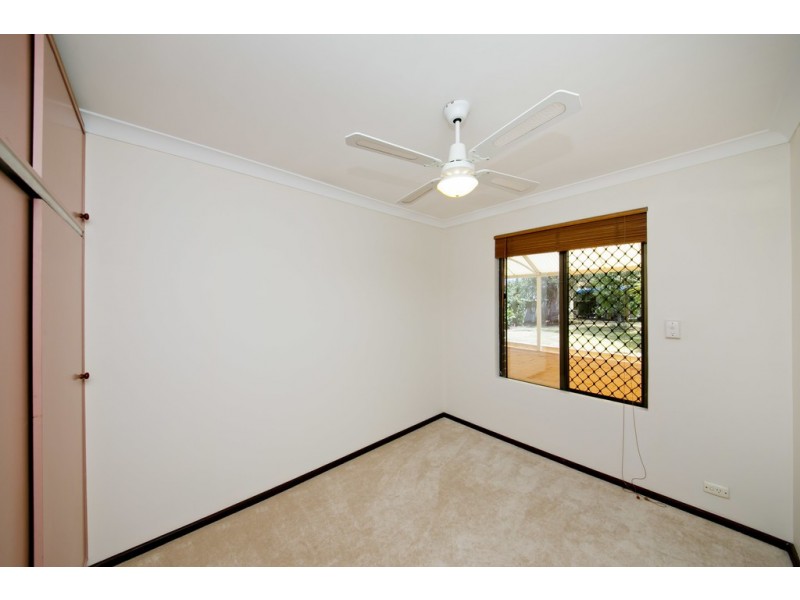 24 Gloves Place, Beechboro WA 6063