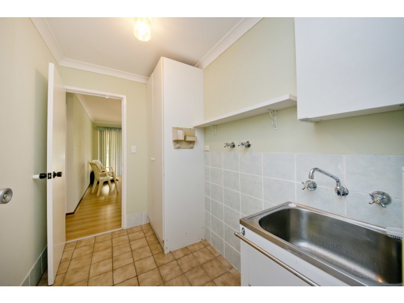 24 Gloves Place, Beechboro WA 6063