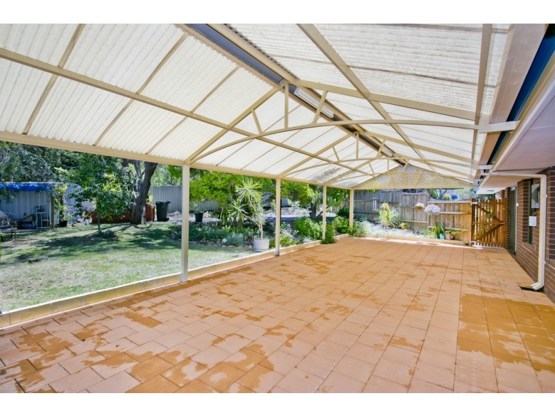 24 Gloves Place, Beechboro WA 6063