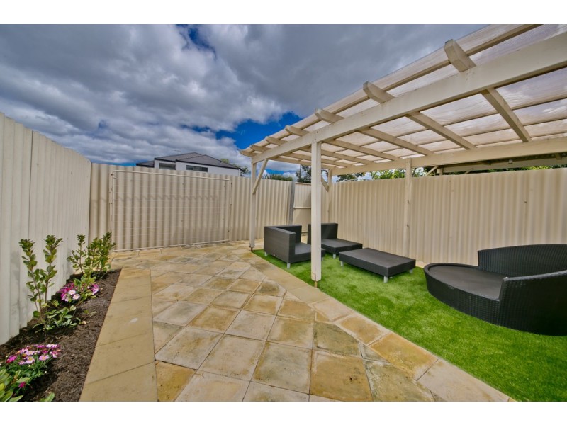 9/109 Pola Street, Dianella WA 6059