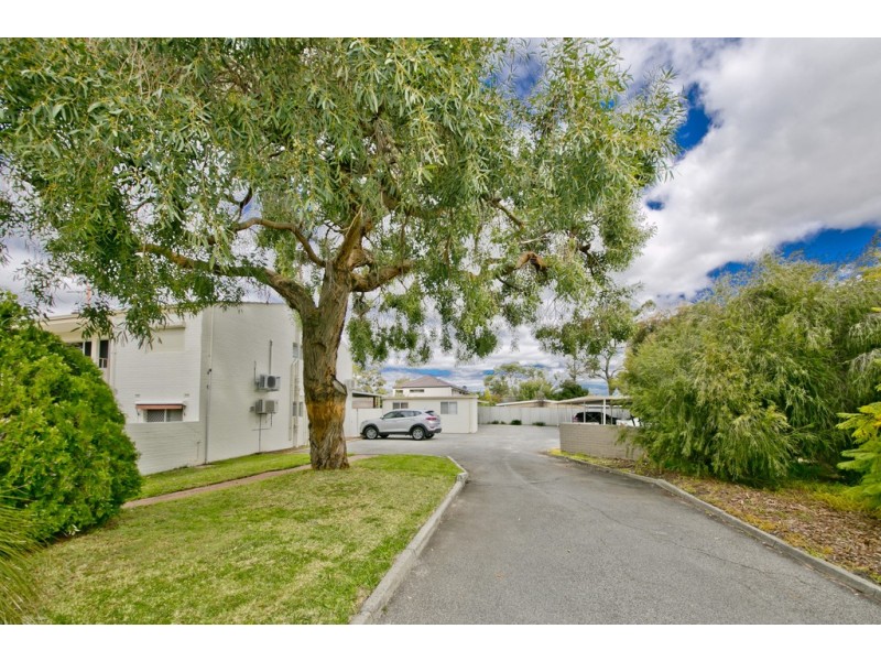 9/109 Pola Street, Dianella WA 6059