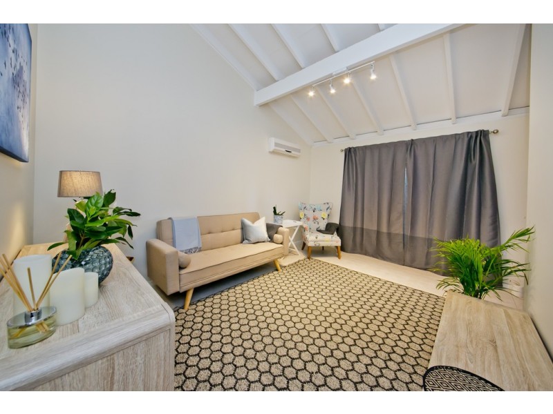 4/10 Chappel Street, Dianella WA 6059