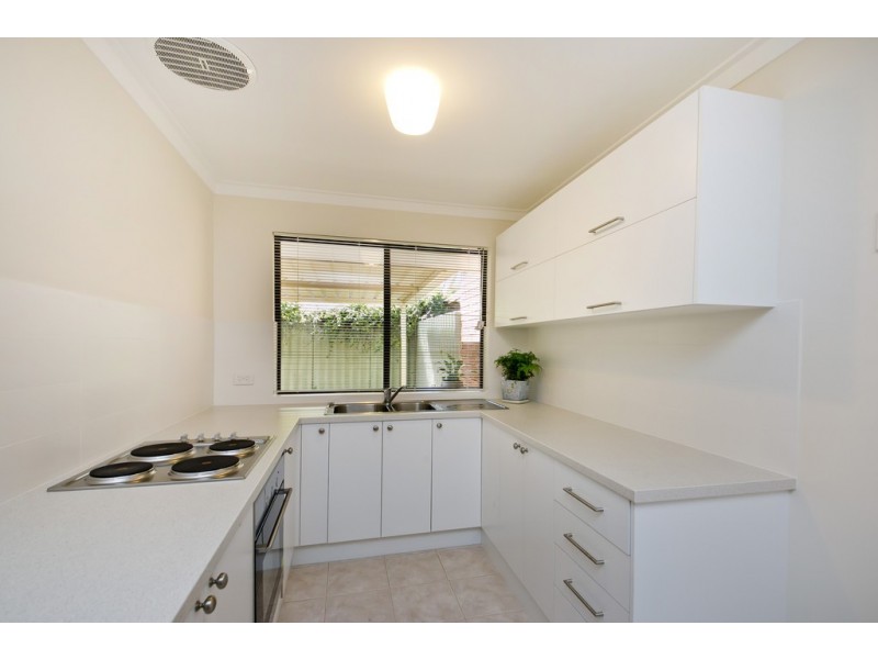 4/10 Chappel Street, Dianella WA 6059