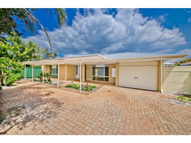 13B Croft Avenue, Dianella WA 6059
