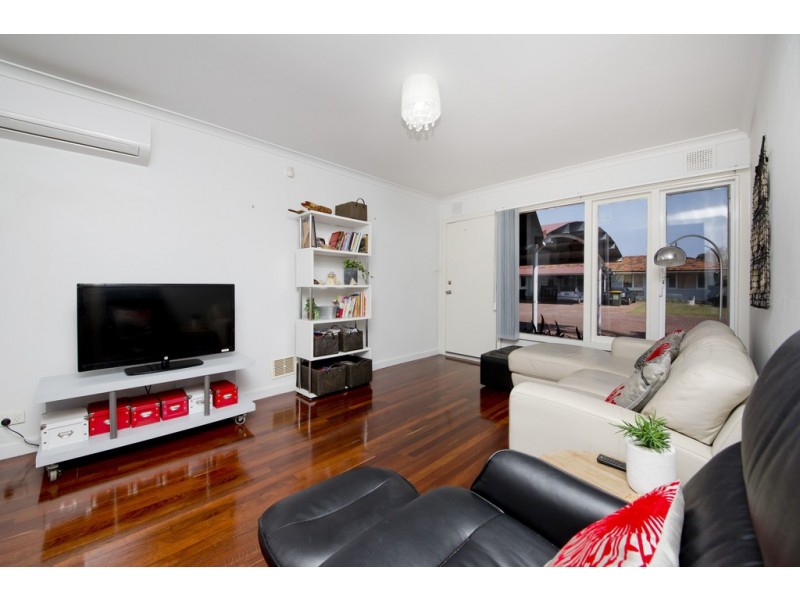 13c Shalford Way, Girrawheen WA 6064