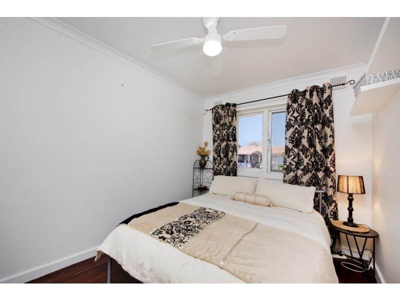 13c Shalford Way, Girrawheen WA 6064