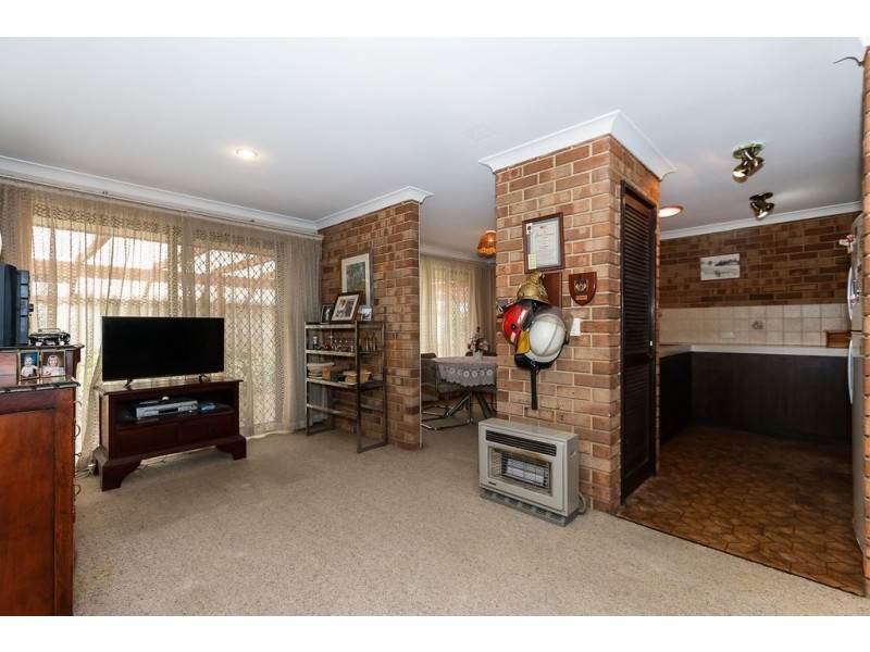 10 Littlemore Way, Eden Hill WA 6054