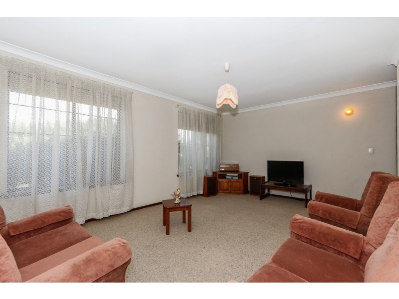 10 Littlemore Way, Eden Hill WA 6054