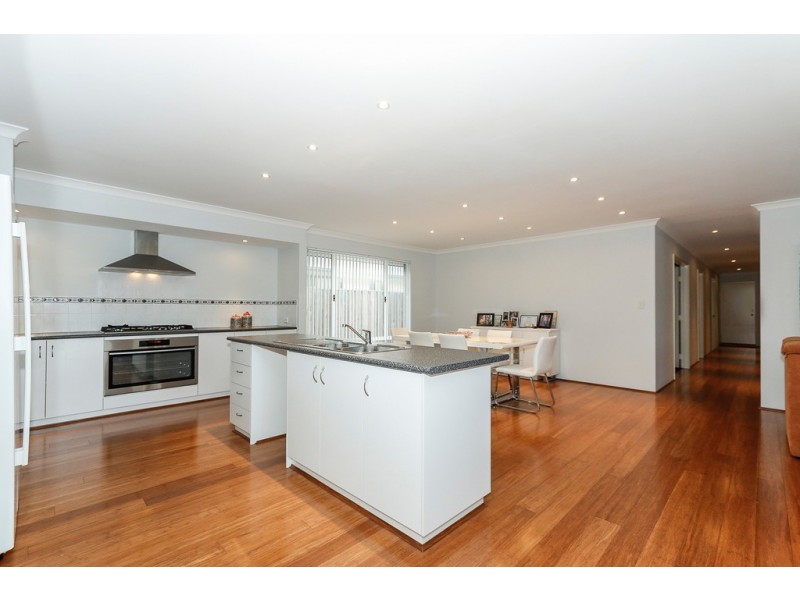 28 Windjana Pass, Ellenbrook WA 6069