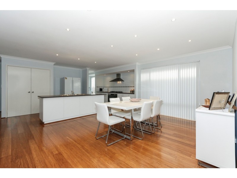 28 Windjana Pass, Ellenbrook WA 6069