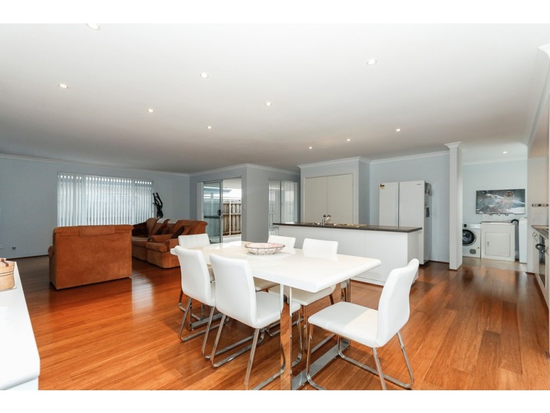 28 Windjana Pass, Ellenbrook WA 6069