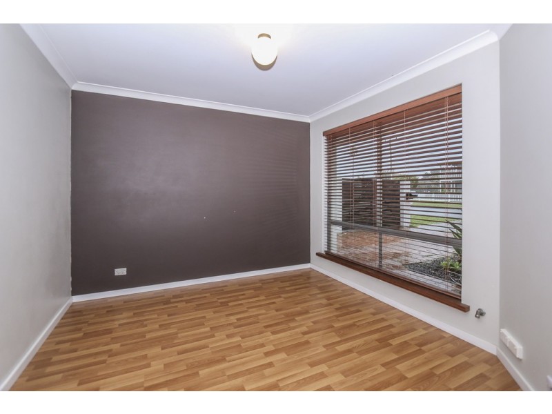 62 Rugby Street, Bassendean WA 6054