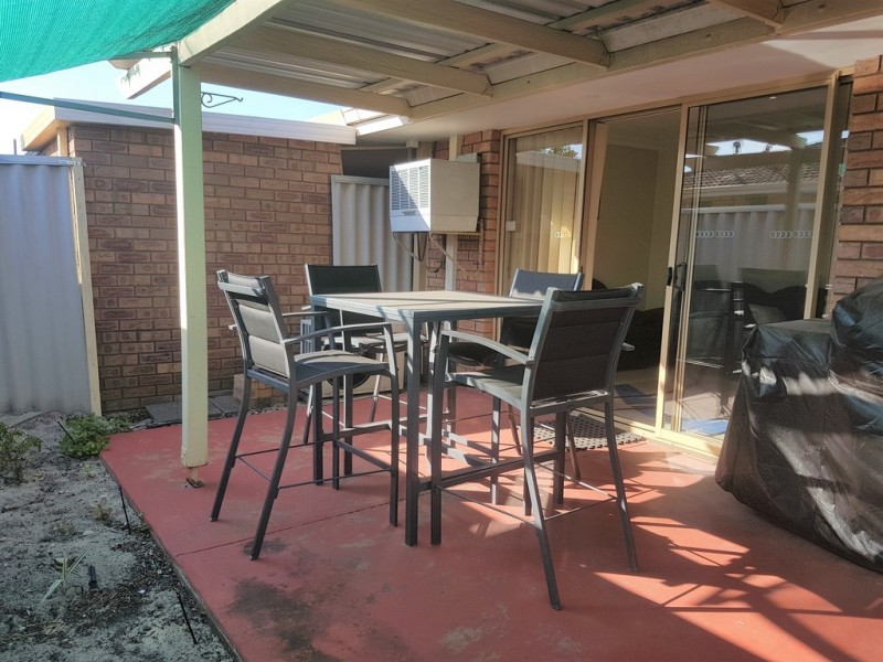 2/79 Walter Road, Dianella WA 6059