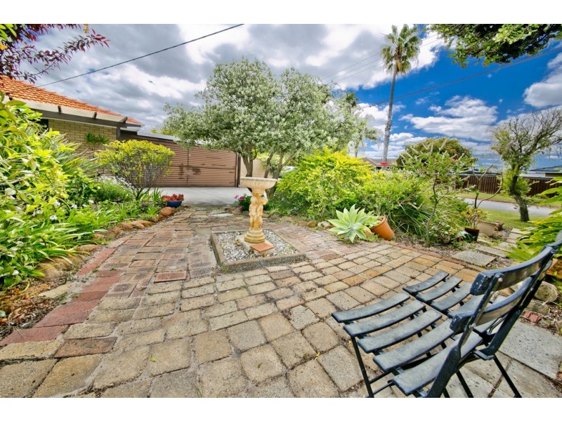 28 Havenvale Crescent, Dianella WA 6059