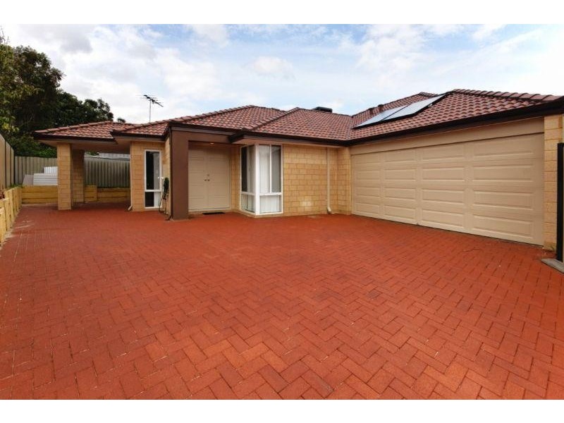 8A Kirkston Place, Balga WA 6061