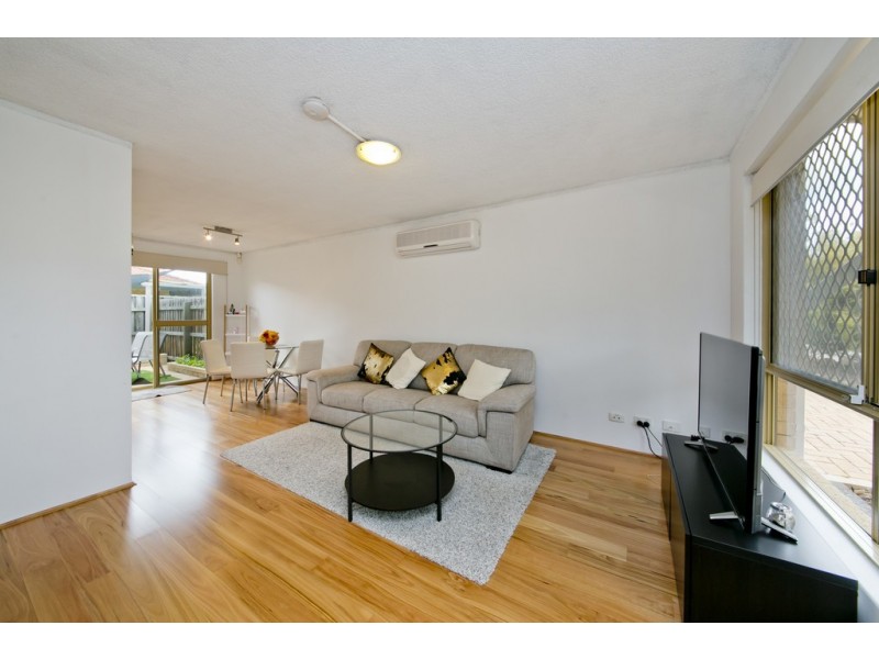 13/17 Cayley Street, Glendalough WA 6016