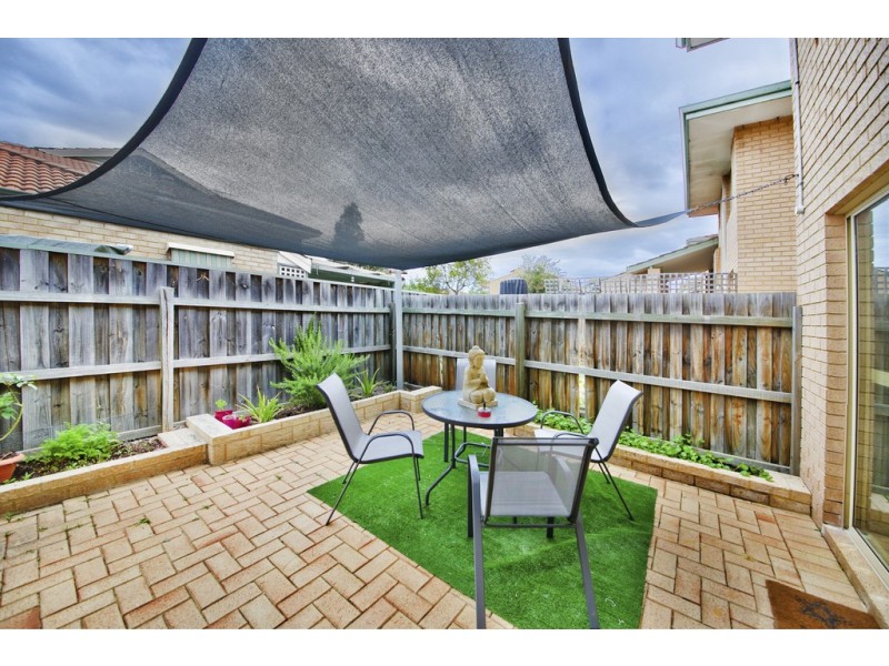 13/17 Cayley Street, Glendalough WA 6016