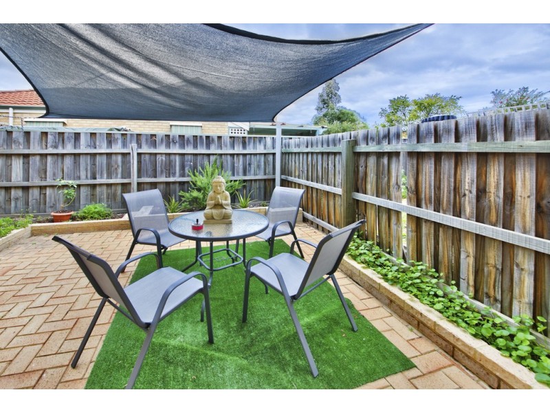 13/17 Cayley Street, Glendalough WA 6016