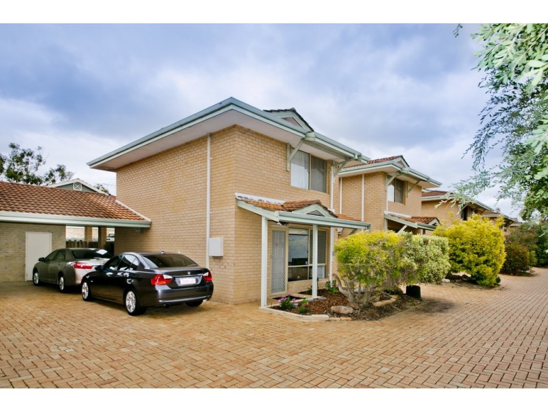 13/17 Cayley Street, Glendalough WA 6016