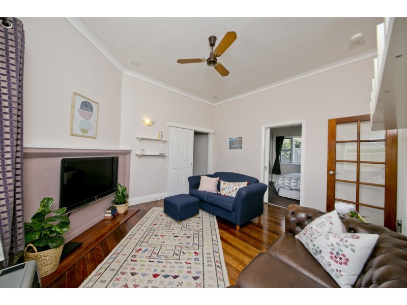 28 Second Ave, Bassendean WA 6054