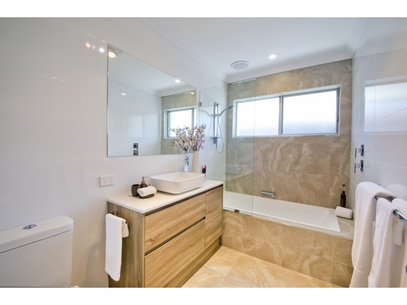 95 Valentine Ave, Dianella WA 6059